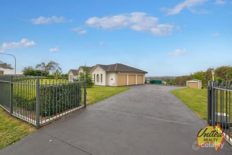 Property photo of 2 Domenics Place Grasmere NSW 2570