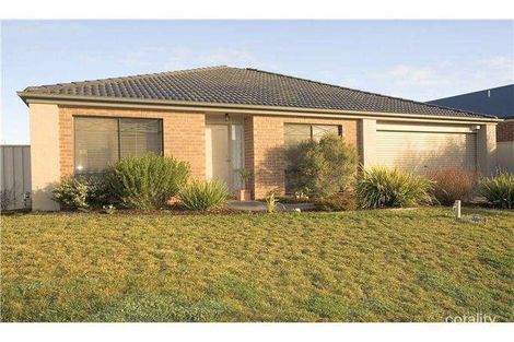 Property photo of 23 Broadhurst Way Caroline Springs VIC 3023