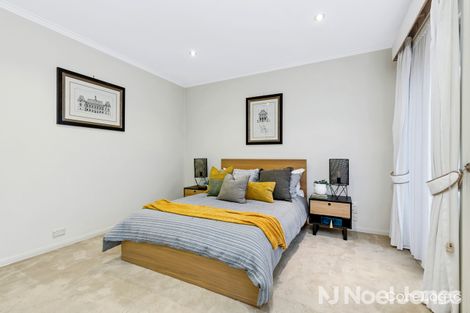 35 Pleasant Rd, Bulleen, VIC 3105