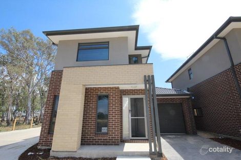 Property photo of 43 Burssi Circuit Doreen VIC 3754
