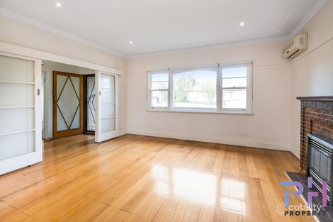 Property photo of 33 Hammer Street Flora Hill VIC 3550
