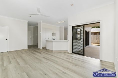 Property photo of 31 Summerhill Drive Mooroobool QLD 4870