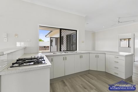 Property photo of 31 Summerhill Drive Mooroobool QLD 4870