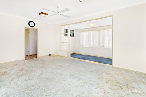 Property photo of 24 Elouera Crescent Kanahooka NSW 2530