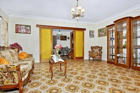 Property photo of 92 Lawley Street Reservoir VIC 3073