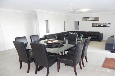 Property photo of 5 Flametree Place Currimundi QLD 4551