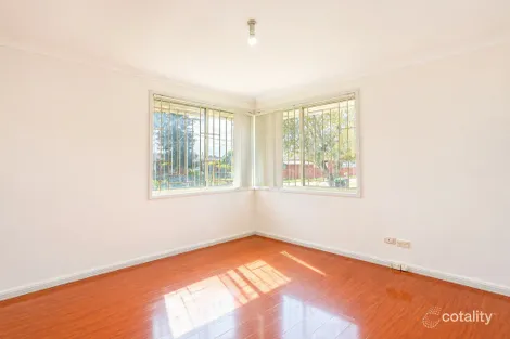 Property photo of 4 Cayley Place Cabramatta West NSW 2166