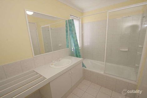 Property photo of 33 Lakefront Circle The Vines WA 6069