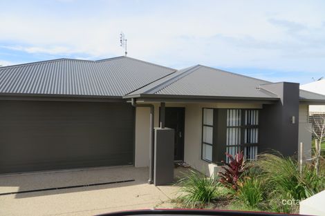 11 Clover Cres, Boyne Island, QLD 4680