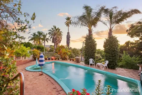 47 Angorra Rd, Mount Nasura, WA 6112