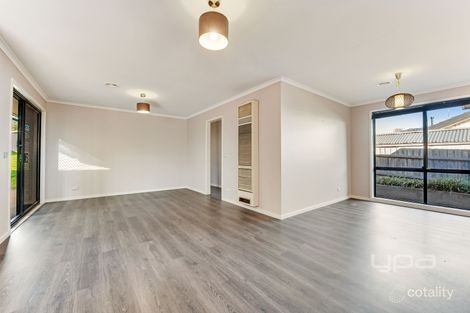 Property photo of 16 Ironbark Court Meadow Heights VIC 3048