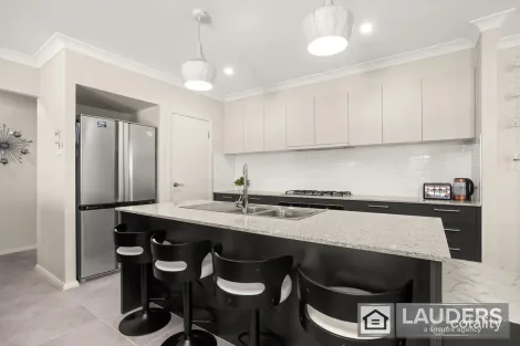 Property photo of 10 Moonagee Crescent Old Bar NSW 2430