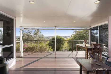 Property photo of 10 Hillview Court Top Camp QLD 4350