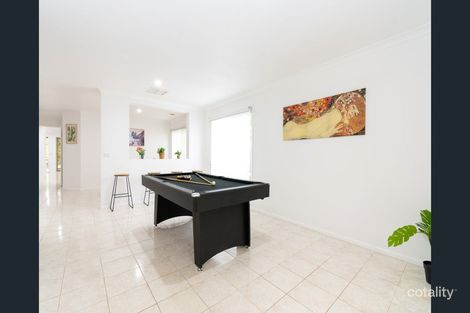 Property photo of 6 Janna Place Berwick VIC 3806