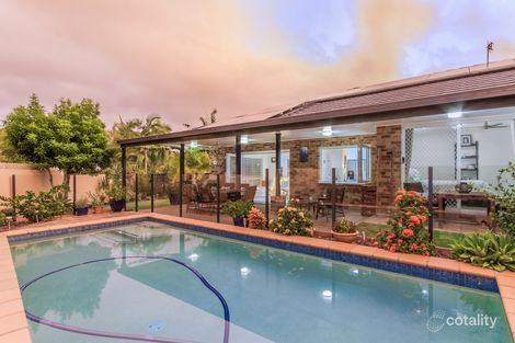 Property photo of 4 Leeway Place Clear Island Waters QLD 4226