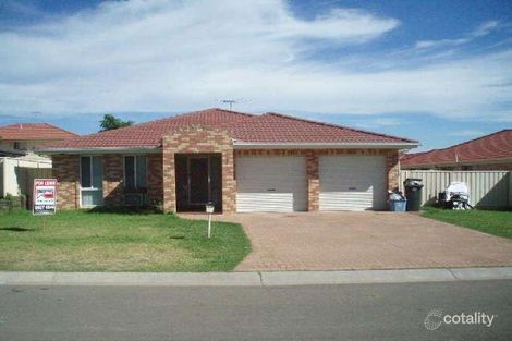 Property photo of 7 Howard Close Green Valley NSW 2168