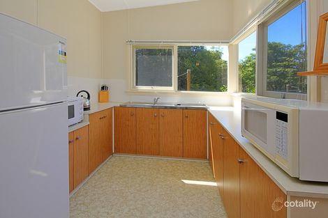 Property photo of 17 Carr Street Depot Beach NSW 2536
