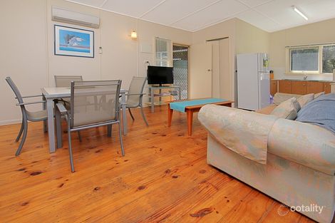 Property photo of 17 Carr Street Depot Beach NSW 2536