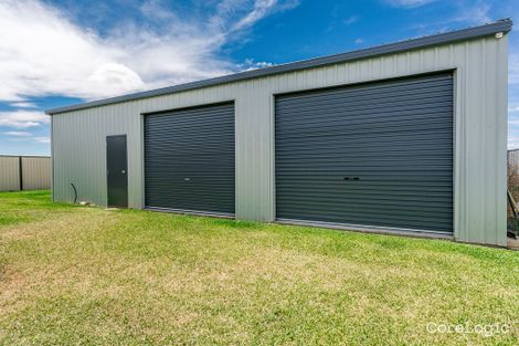 Property photo of 6 Vale Street Emerald QLD 4720