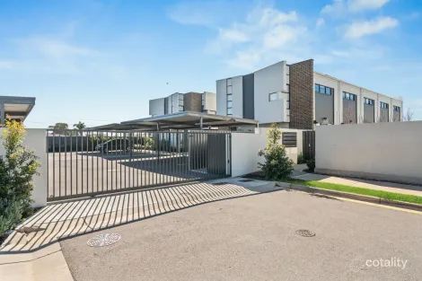 4/24 Arnold Cl, Findon, SA 5023
