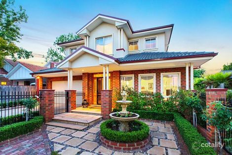 8 Edinburgh St, Hampton, VIC 3188