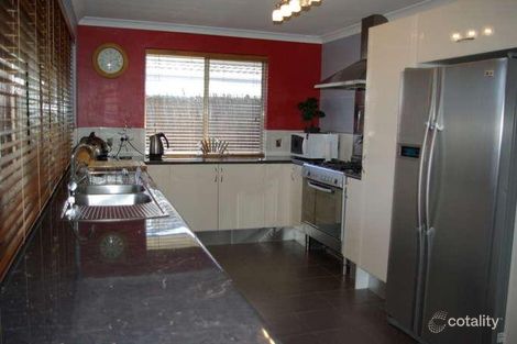Property photo of 16 Carlhausen Close Atwell WA 6164