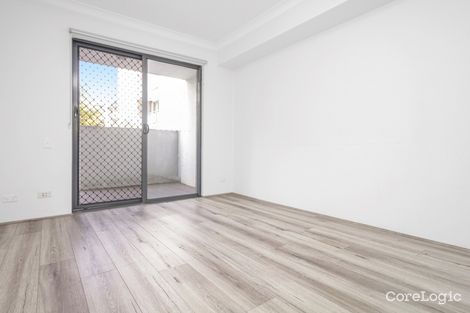 Property photo of 2/14-18 Reid Avenue Westmead NSW 2145