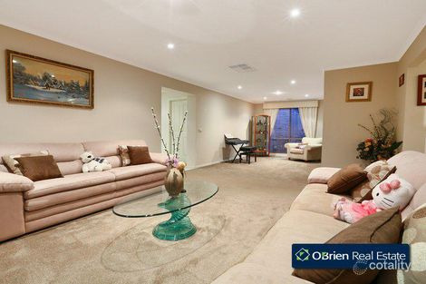 Property photo of 9 Hillgrove Crescent Berwick VIC 3806