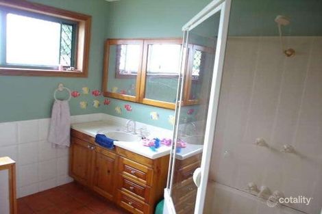Property photo of 18 Loffs Road Jamboree Heights QLD 4074