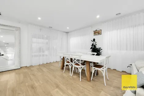 Property photo of 42 Bayview Circuit Mernda VIC 3754