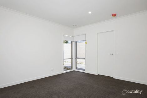 Property photo of 2/48 Potton Avenue Rosebud VIC 3939