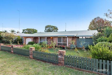 9 Truscott St, Wilsonton, QLD 4350
