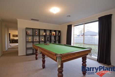 Property photo of 32 Aisbett Close Lynbrook VIC 3975