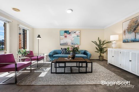 Property photo of 18 Fantail Crescent Williams Landing VIC 3027