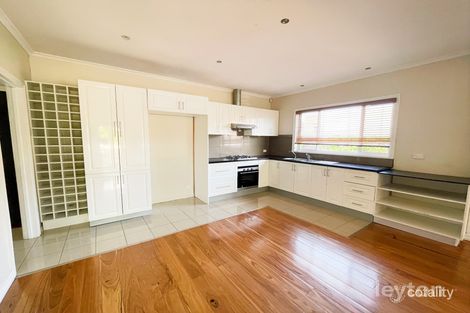 Property photo of 1/1 Hooker Avenue Springvale VIC 3171
