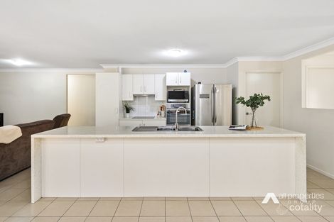 Property photo of 30 Goldfinch Court Greenbank QLD 4124