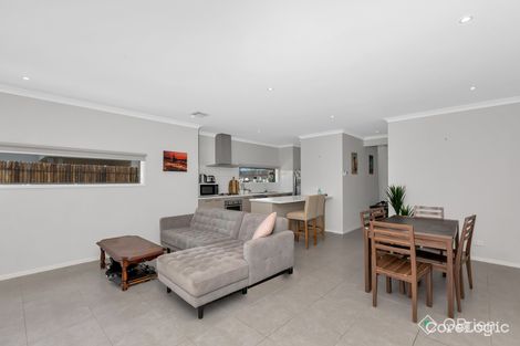 Property photo of 4 Aylesbury Terrace Werribee VIC 3030