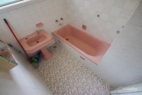 Property photo of 94 Wattle Avenue Carramar NSW 2163