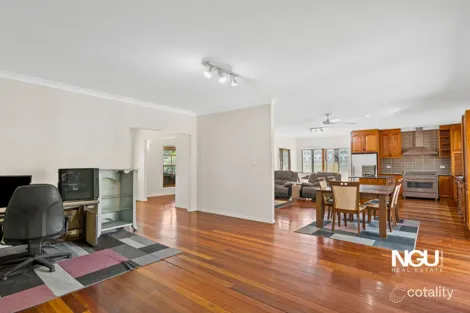 Property photo of 171 Riverside Avenue Barellan Point QLD 4306