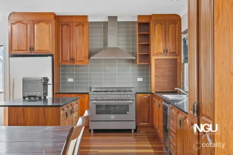 Property photo of 171 Riverside Avenue Barellan Point QLD 4306