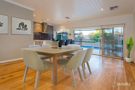 Property photo of 22 Klem Avenue Salter Point WA 6152