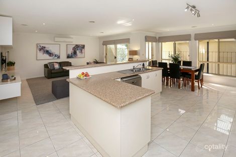 Property photo of 8 Buchan Court Taylors Hill VIC 3037