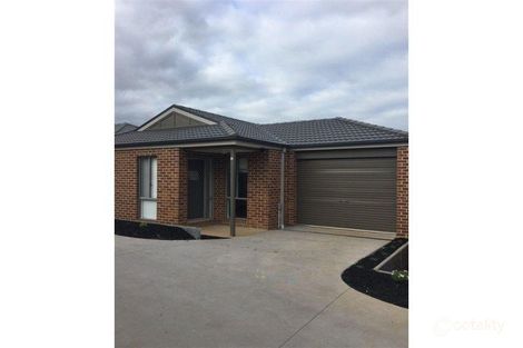 Property photo of 14 Telford Circuit Drouin VIC 3818