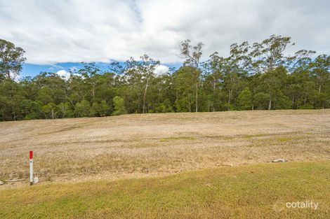 8 Bluebell Ct, Southside, QLD 4570