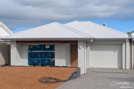 17 Joel St, Morphett Vale, SA 5162