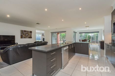 Property photo of 52 Pethajohn Parade Grovedale VIC 3216