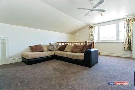 Property photo of 6 Gibbons Street Werribee VIC 3030