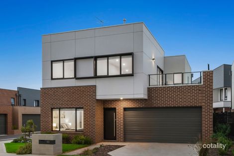 Property photo of 13 Fairview Crescent Avondale Heights VIC 3034