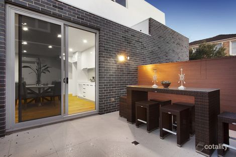 Property photo of 2/20 Eldale Avenue Greensborough VIC 3088