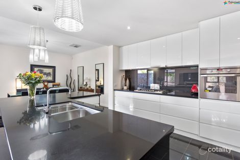 Property photo of 14 Victoria Cross Parade Wodonga VIC 3690